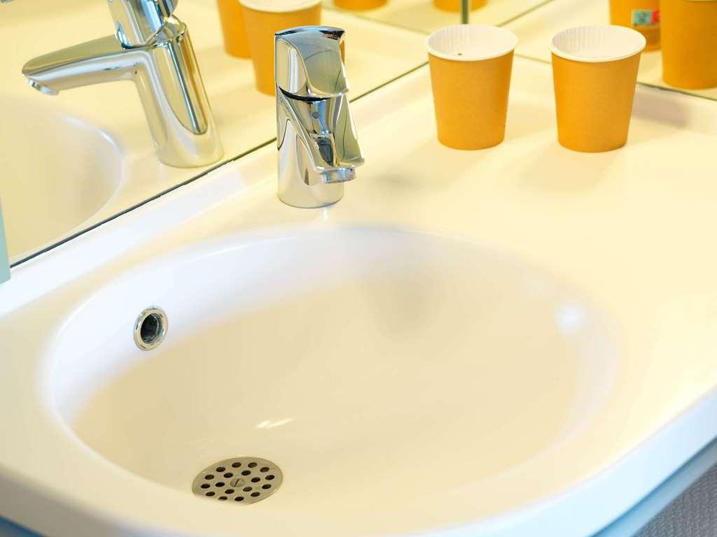 Ibis Budget Caen Porte De Bretagne Bretteville-sur-Odon Room photo